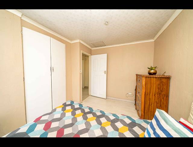 3 BEDROOM FREESTANDING FOR SALE IN LEACHVILLE